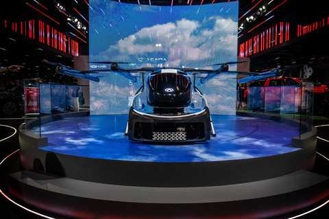China acelera testes de carros voadores urbanos